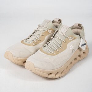 Sepatu On Cloudtilt Running x Loewe Sand Beige Authentic Sneakers