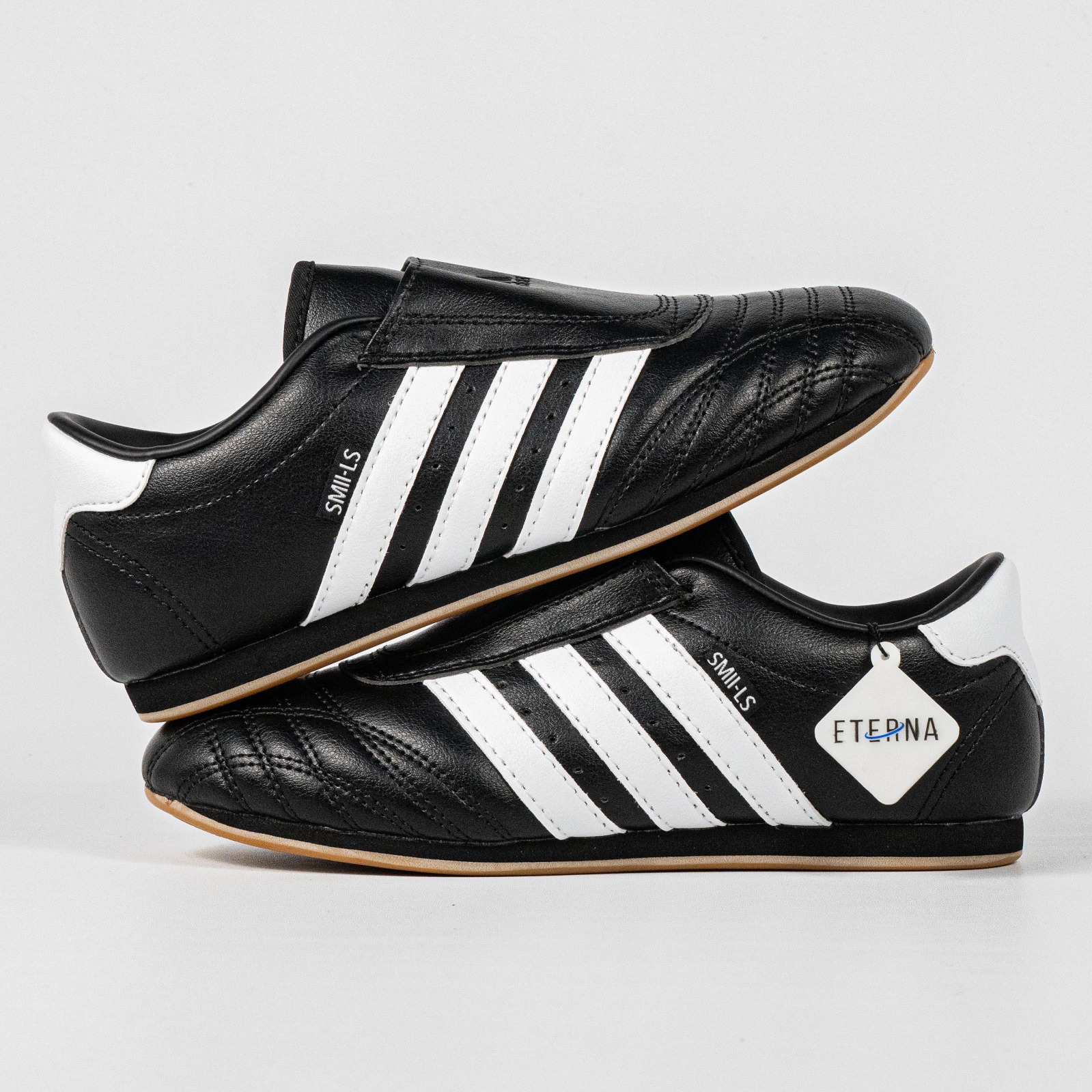 Sepatu Adidas Casual Taekwondo Core Black White Gum Leather Sneakers Authentic - Image 5