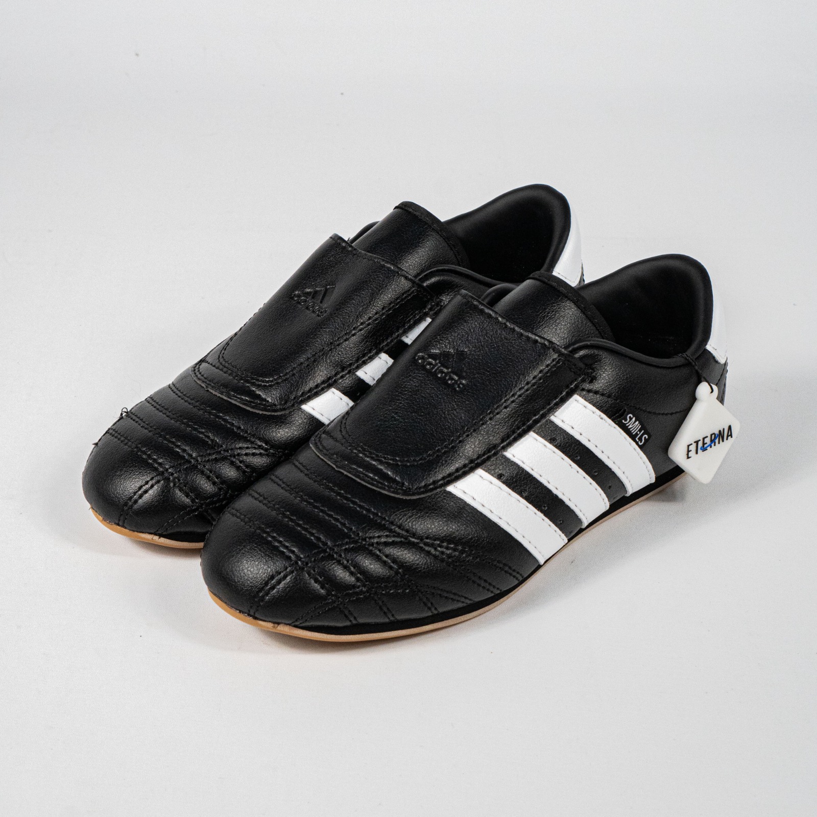 Sepatu Adidas Casual Taekwondo Core Black White Gum Leather Sneakers Authentic