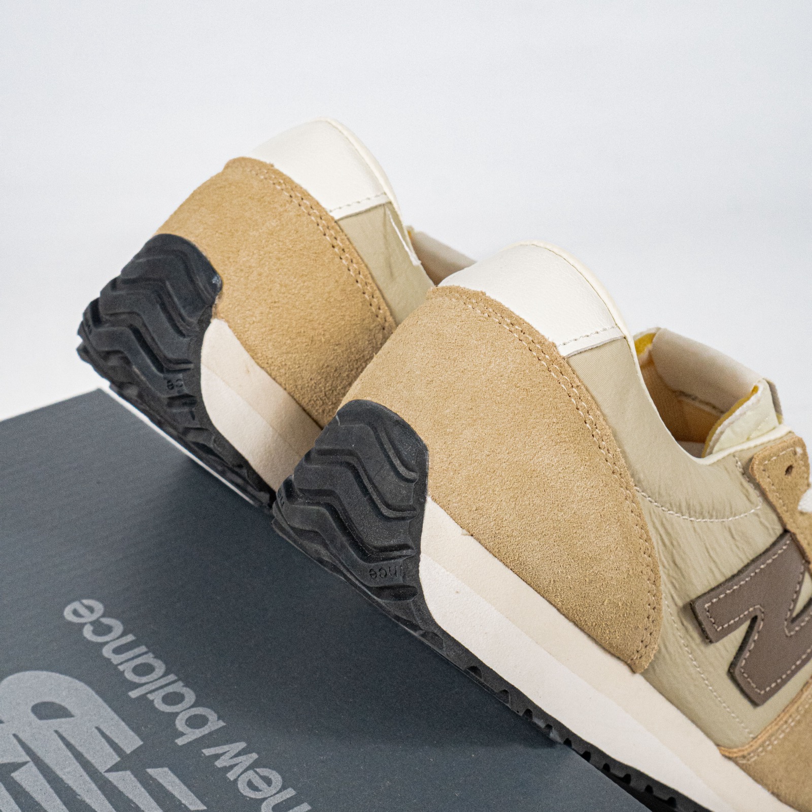 Sepatu New Balance NB 471 Incense Timberwolf Brown Sneakers Authentic - Image 4