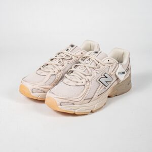 Sepatu NB New Balance 740 Beige Moonbeam Arid Stone Cream Sneakers Authentic
