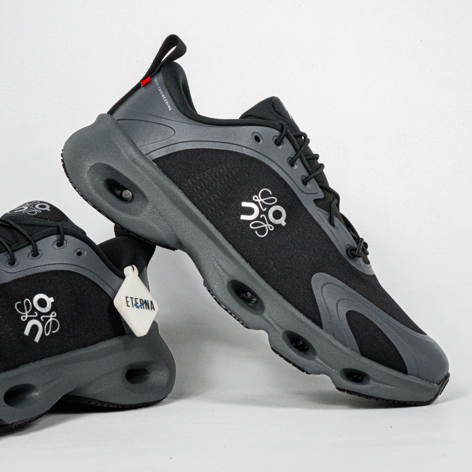 Sepatu On Running Cloudsolo x Loewe Black Sneakers Authentic - Image 3