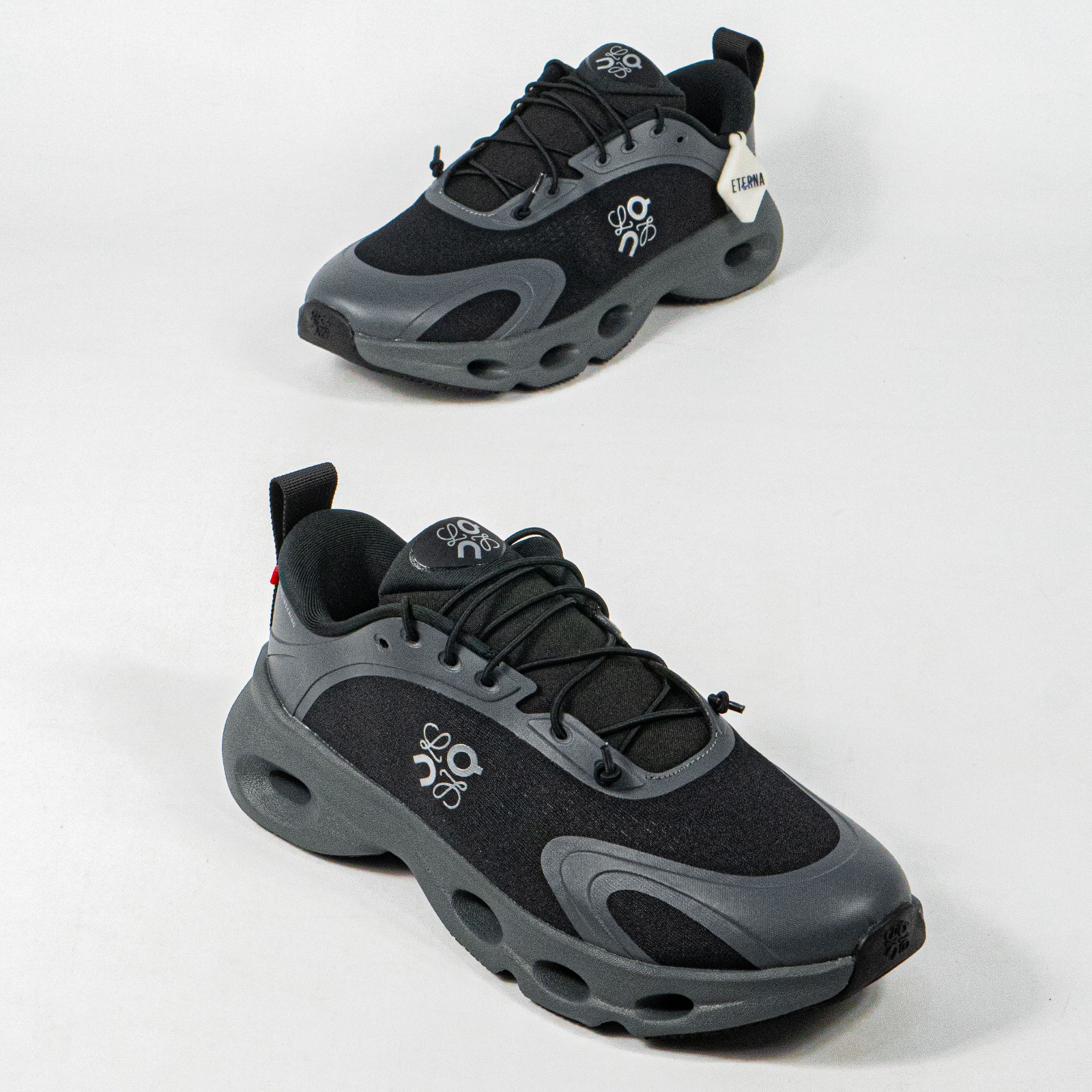 Sepatu On Running Cloudsolo x Loewe Black Sneakers Authentic - Image 5