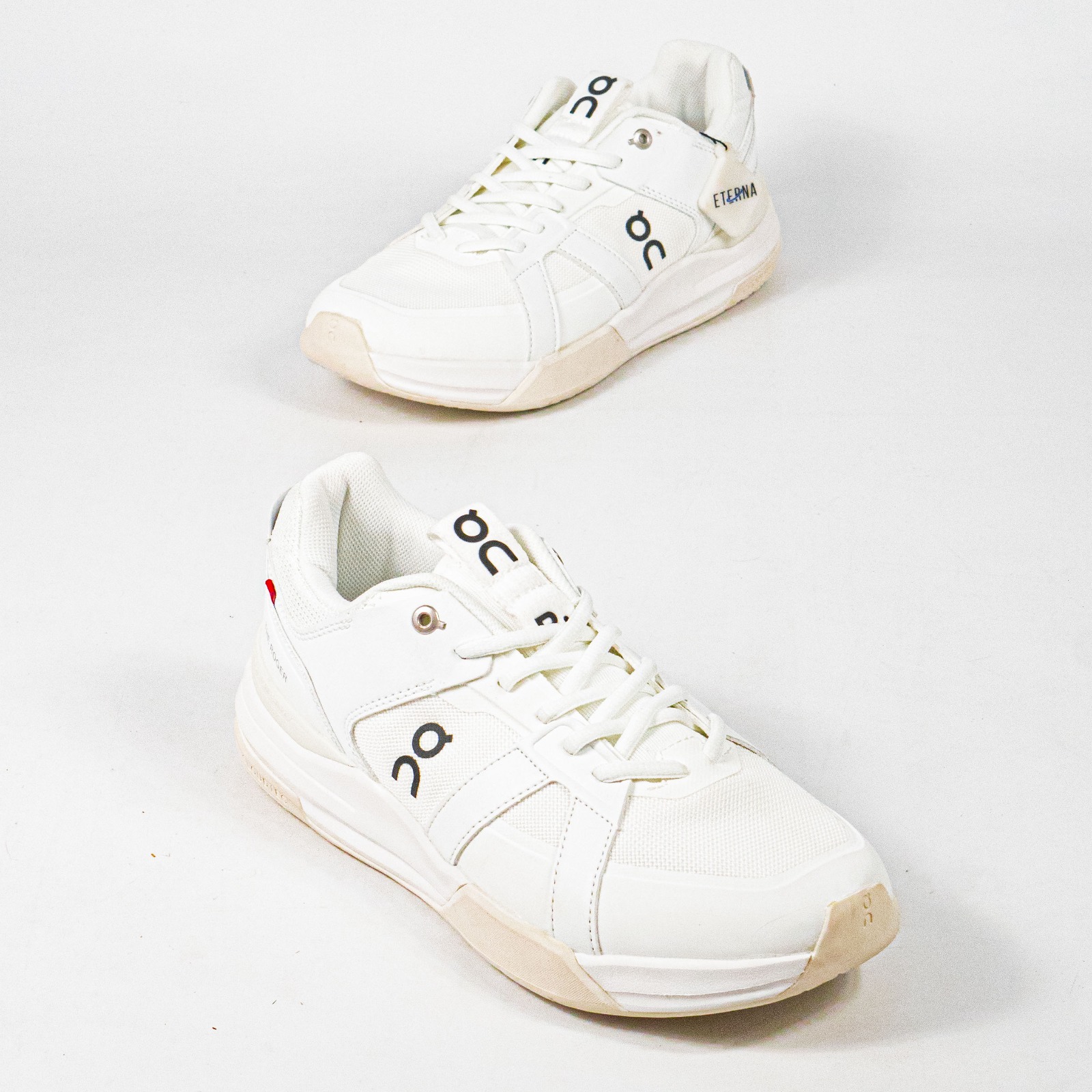 Sepatu On The Roger Clubhouse Pro White Ice Sneakers Authentic - Image 5