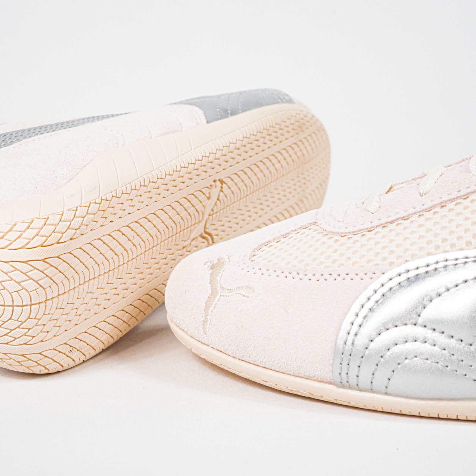 Sepatu Puma Speedcat PRM Frosted Ivory Beige Silver Sneakers Casual Wanita Authentic - Image 4