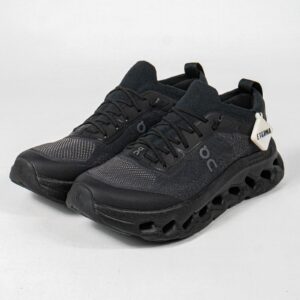 Sepatu On Running Cloudtilt Moon All Black Sneakers Authentic
