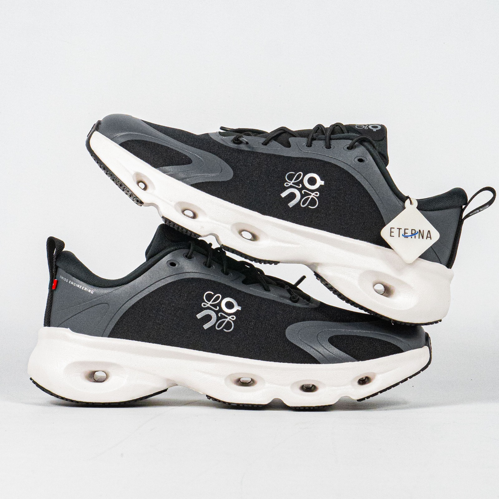 Sepatu On Running Cloudsolo x Loewe Black White Sneakers Authentic - Image 2