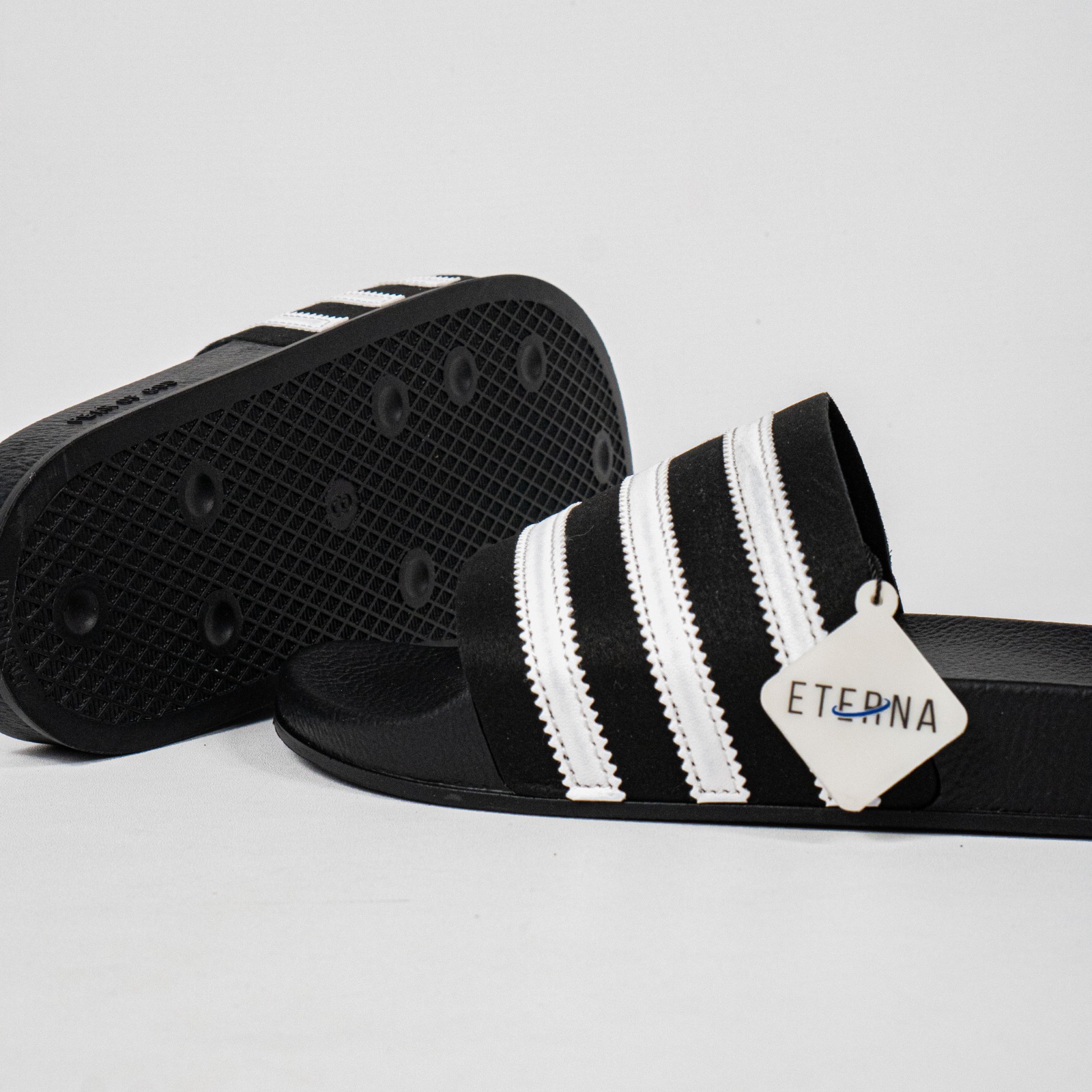 Sandal Adidas Adilette Slides Black Sendal Pria Wanita - Image 2
