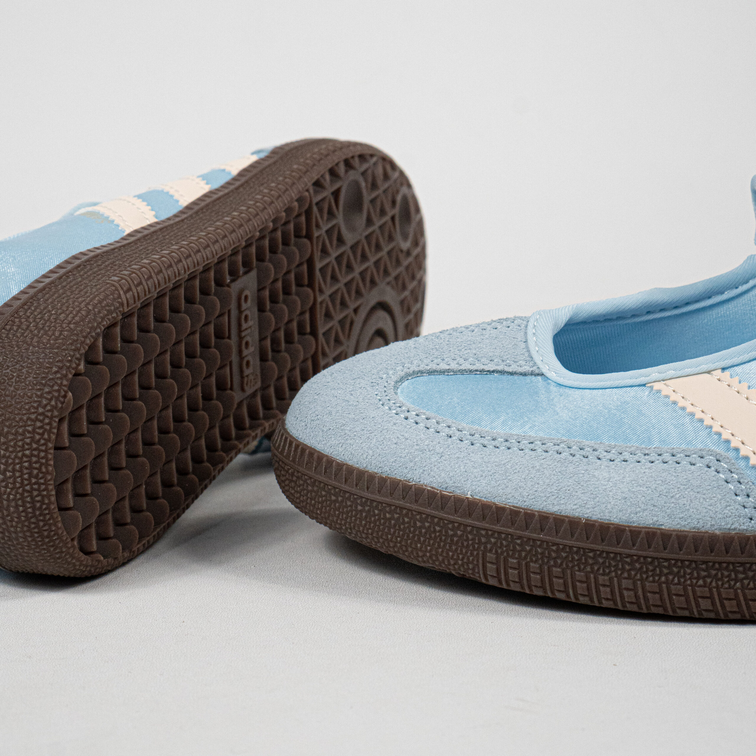 Sepatu Adidas Samba Jane Crystal Sky Cream White Blue Women Casual Sneakers Wanita Sepatu Kasual - Image 3
