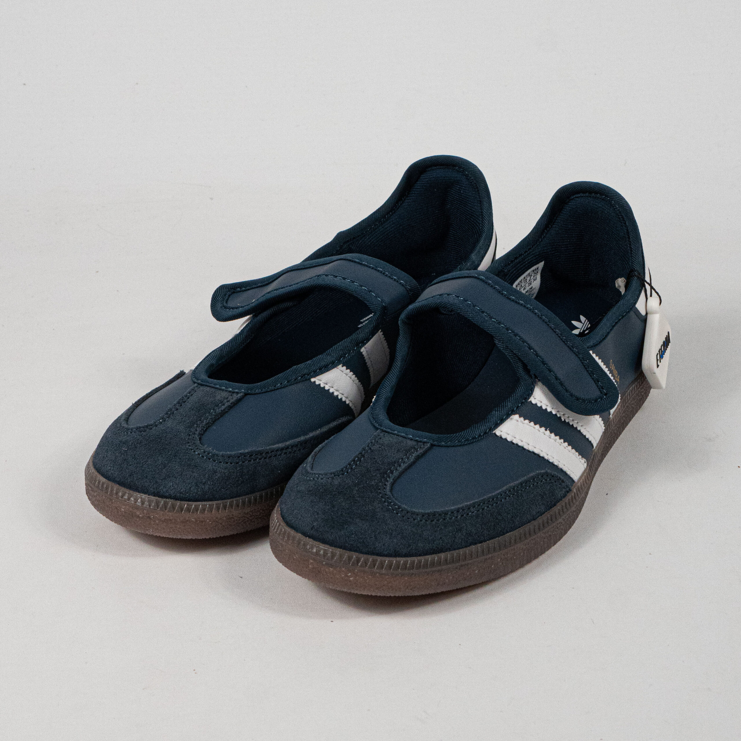 Sepatu Adidas Samba Jane Women Crew Navy White Women Casual Sneakers Wanita Sepatu Kasual