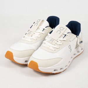 Sepatu On The Roger Wildcard White Midnight Sport Sneakers Unisex Sepatu Olahraga Gym Padel Pria Wanita